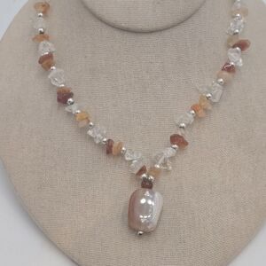 Vintage Carnelian Chips Beads And Pendant Choker Necklace 17”